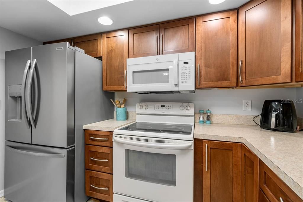 Activo con contrato: $170,000 (2 camas, 2 baños, 1448 Pies cuadrados)