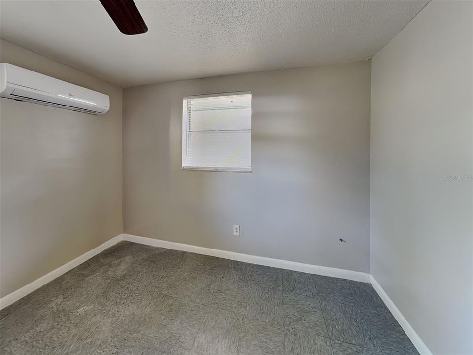 For Rent: $1,099 (1 beds, 1 baths, 540 Square Feet)