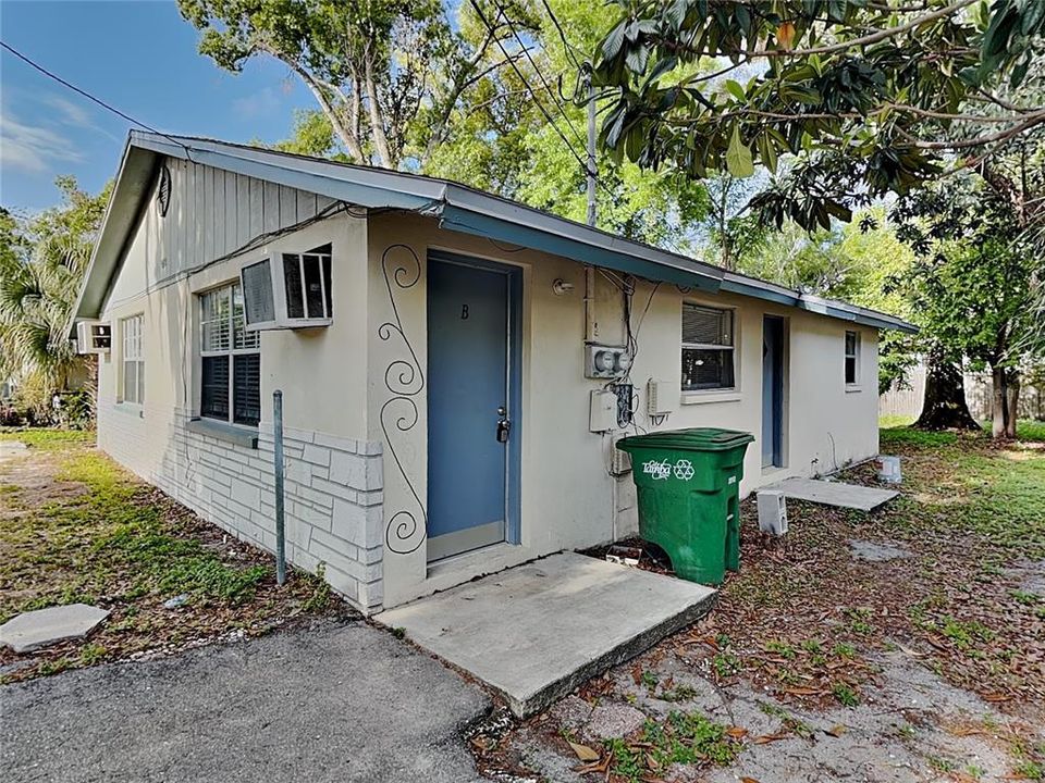 For Rent: $1,099 (1 beds, 1 baths, 540 Square Feet)
