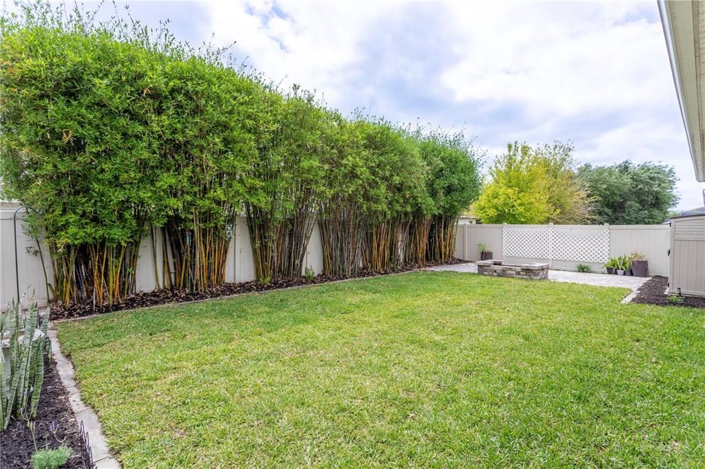 Activo con contrato: $575,000 (4 camas, 2 baños, 2115 Pies cuadrados)