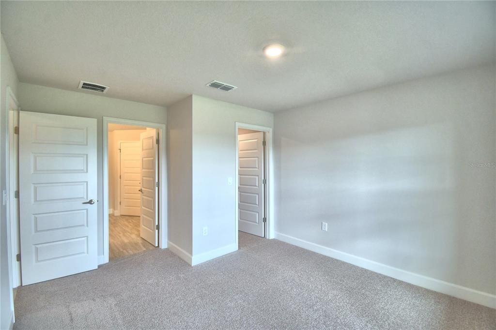 For Sale: $516,665 (4 beds, 3 baths, 2200 Square Feet)