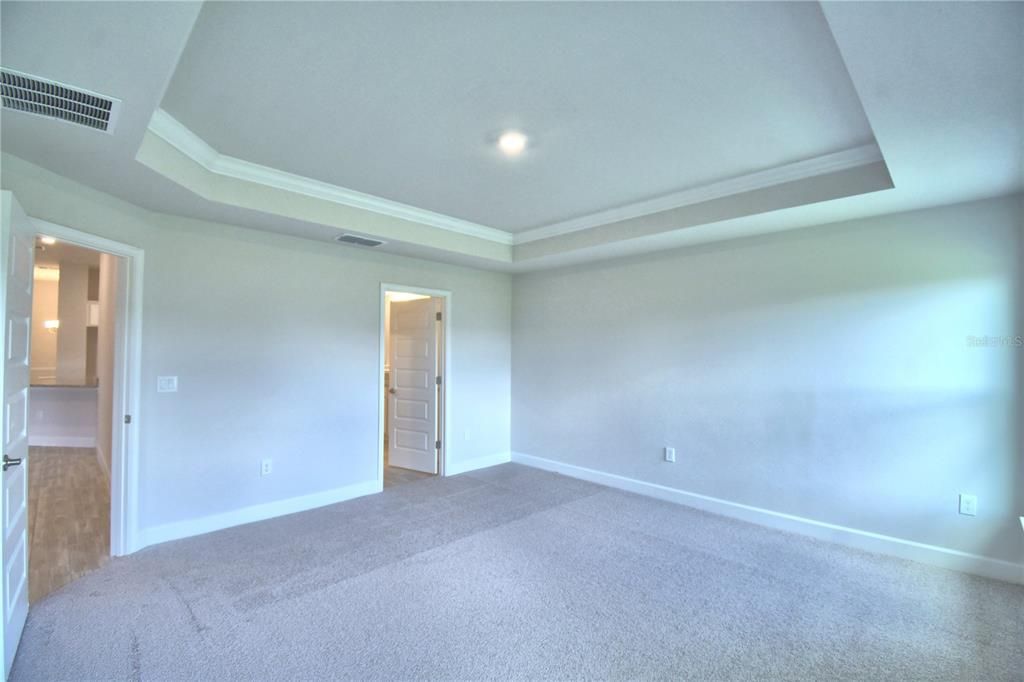 For Sale: $516,665 (4 beds, 3 baths, 2200 Square Feet)
