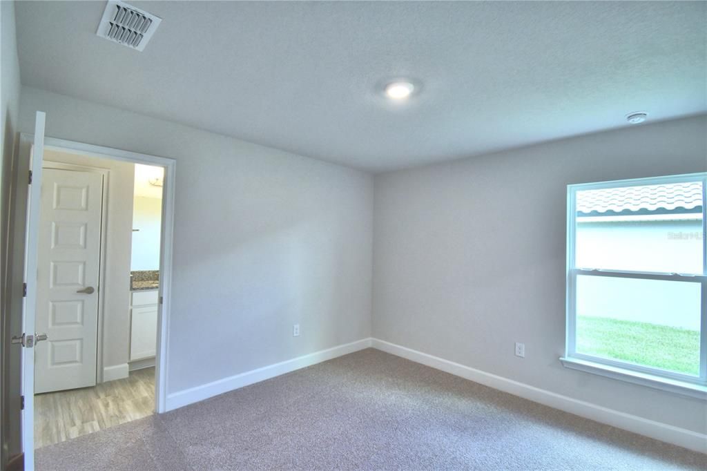 For Sale: $516,665 (4 beds, 3 baths, 2200 Square Feet)