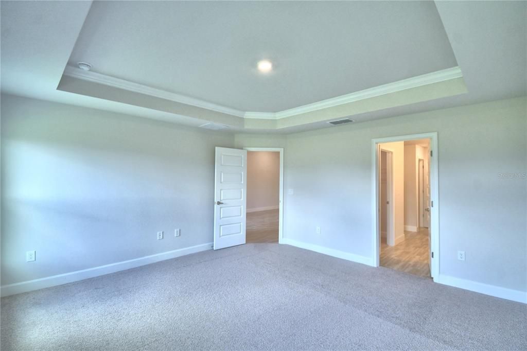For Sale: $516,665 (4 beds, 3 baths, 2200 Square Feet)