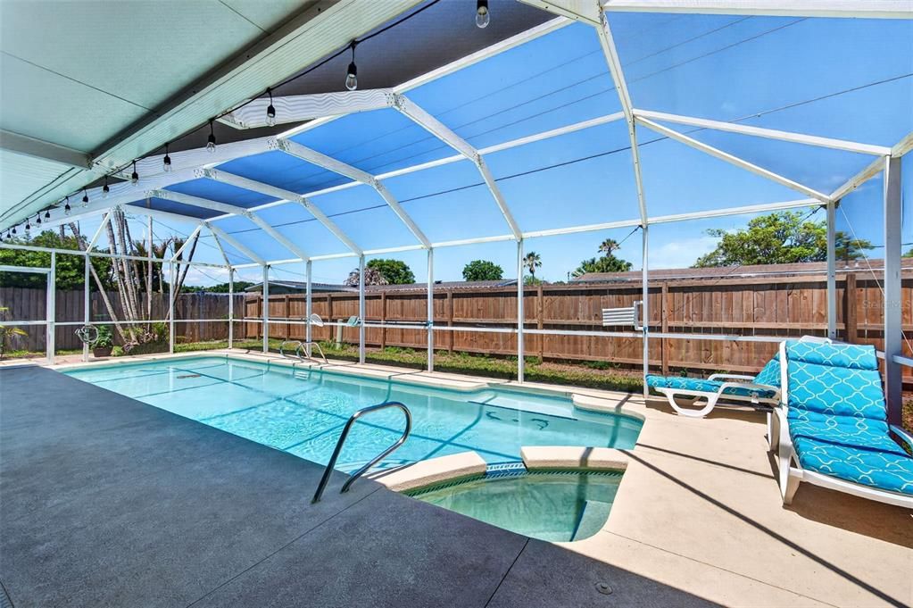 For Sale: $387,000 (4 beds, 2 baths, 1449 Square Feet)