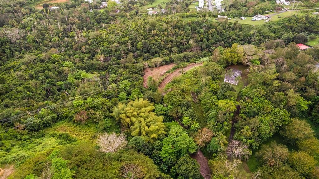 На продажу: $799,000 (7.80 acres)