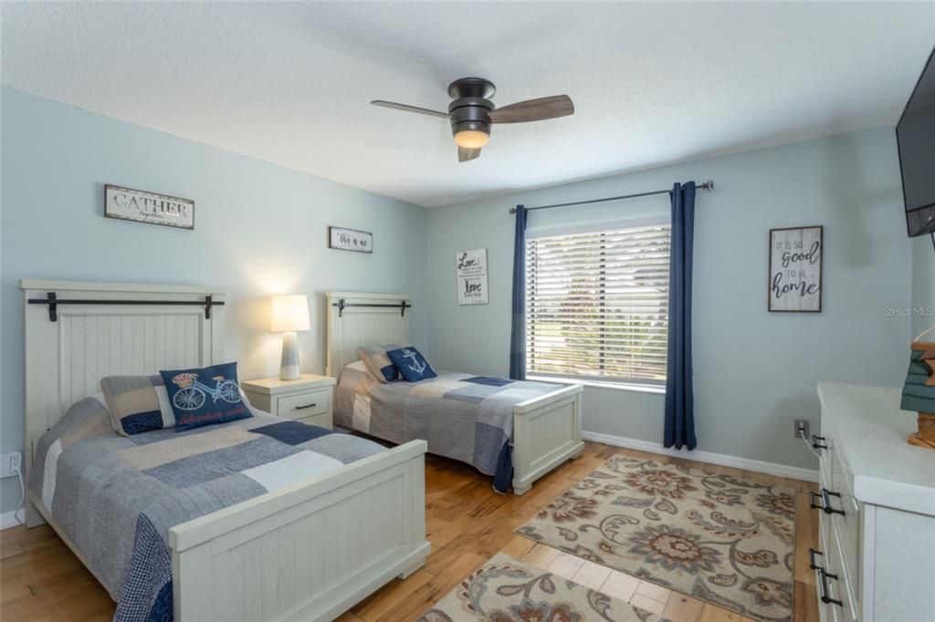 For Sale: $829,000 (3 beds, 2 baths, 2138 Square Feet)