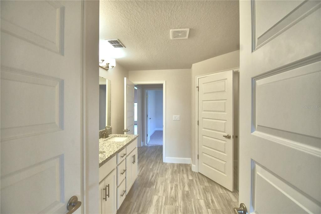 For Sale: $446,665 (4 beds, 3 baths, 2200 Square Feet)
