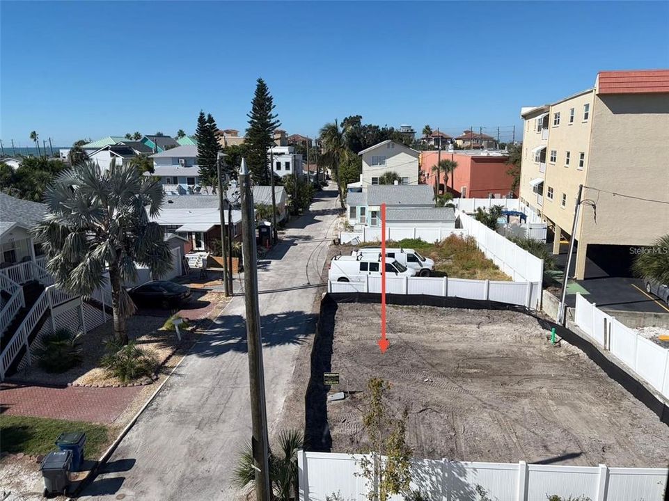 Active With Contract: $375,000 (0.06 acres)