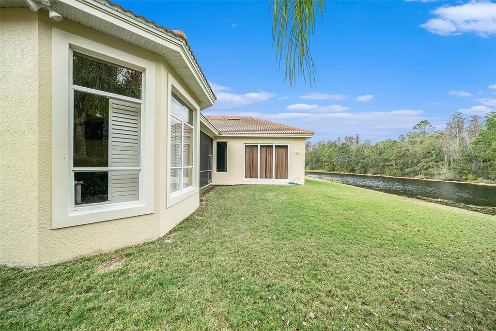En Venta: $899,900 (4 camas, 3 baños, 3627 Pies cuadrados)