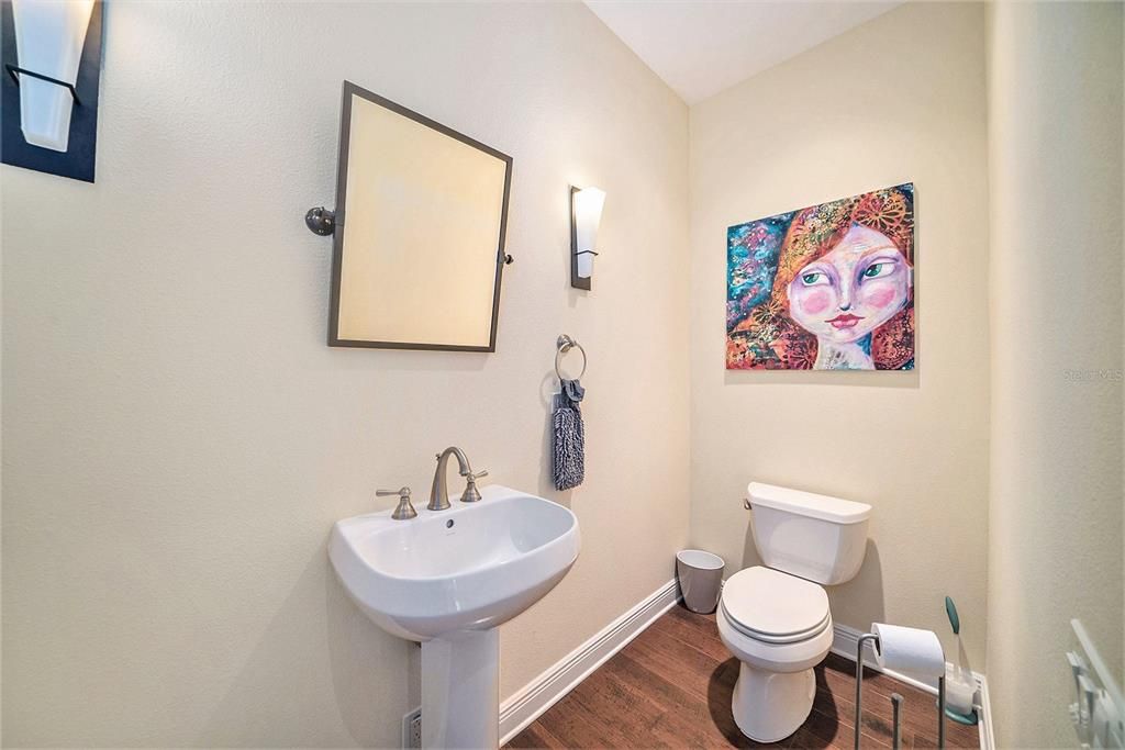 En Venta: $899,900 (4 camas, 3 baños, 3627 Pies cuadrados)