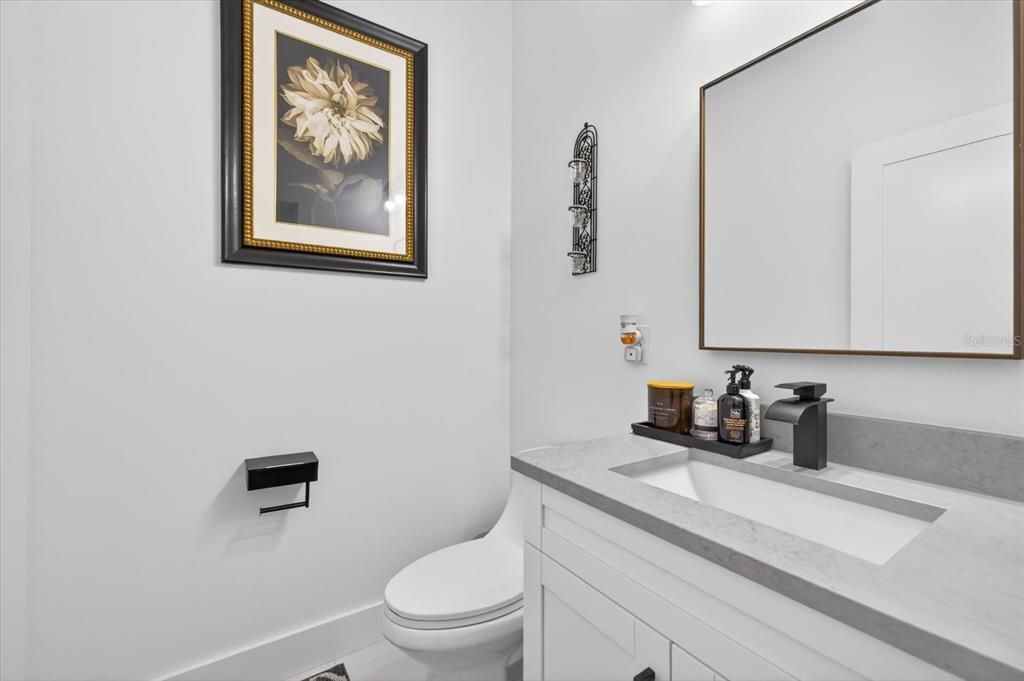 Activo con contrato: $730,000 (4 camas, 3 baños, 2652 Pies cuadrados)