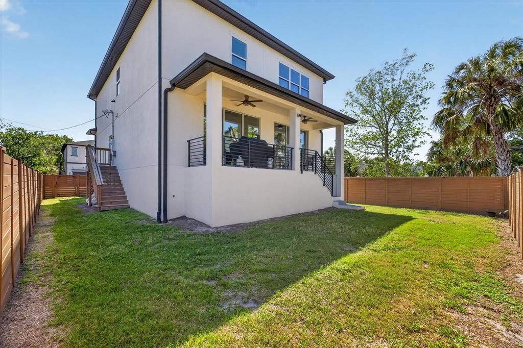 Activo con contrato: $730,000 (4 camas, 3 baños, 2652 Pies cuadrados)