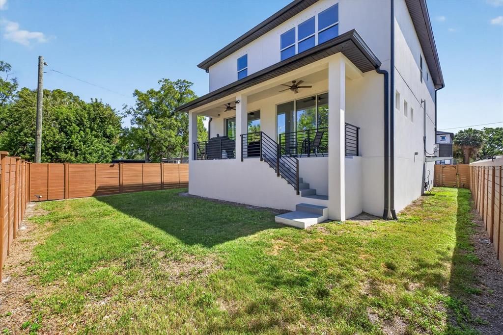 Activo con contrato: $730,000 (4 camas, 3 baños, 2652 Pies cuadrados)
