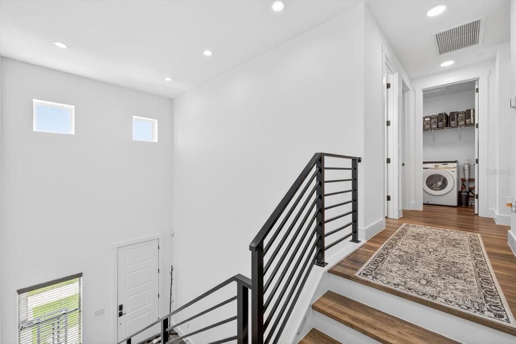 Activo con contrato: $730,000 (4 camas, 3 baños, 2652 Pies cuadrados)