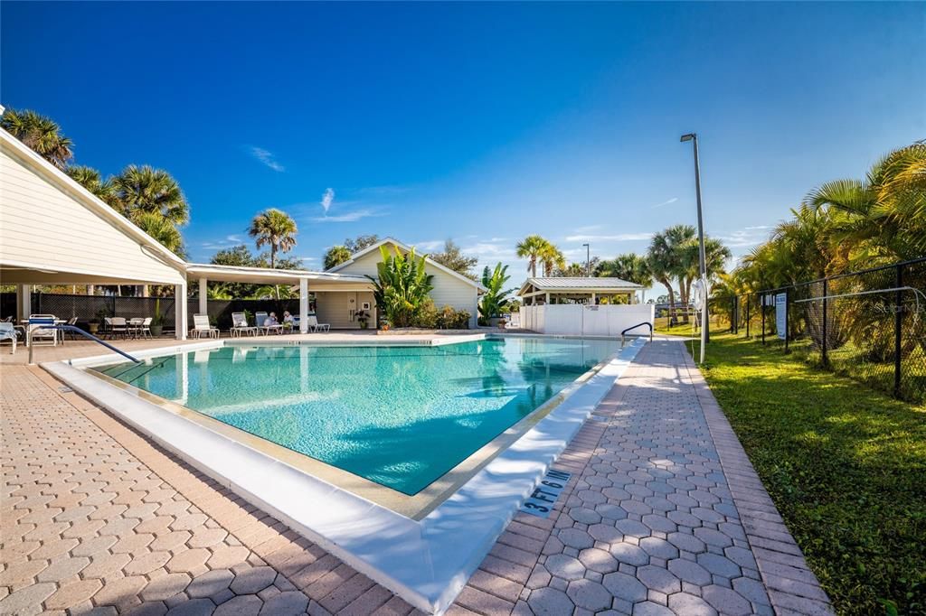 Active With Contract: $40,000 (6,180 sqft)