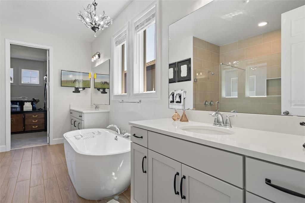 For Sale: $934,000 (5 beds, 4 baths, 3326 Square Feet)