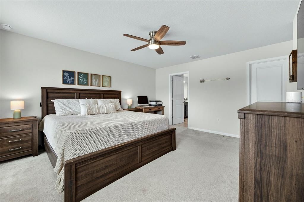 Active With Contract: $375,000 (3 beds, 2 baths, 1828 Square Feet)