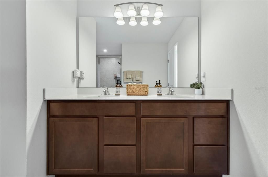 Active With Contract: $375,000 (3 beds, 2 baths, 1828 Square Feet)