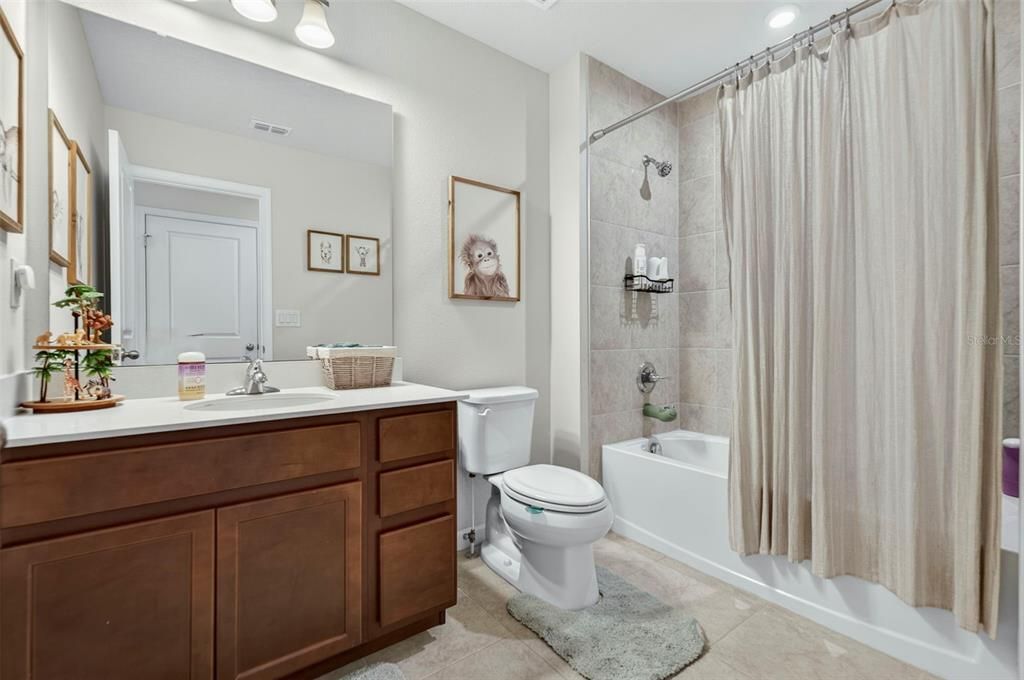 Active With Contract: $375,000 (3 beds, 2 baths, 1828 Square Feet)