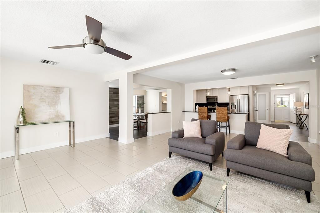 En Venta: $999,000 (3 camas, 2 baños, 1909 Pies cuadrados)