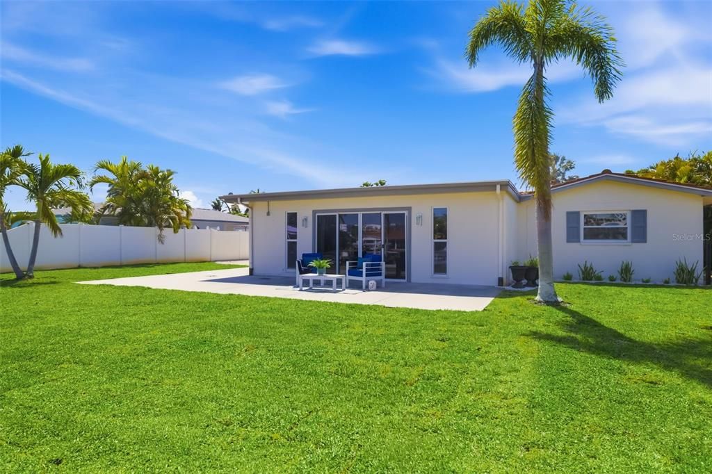 En Venta: $999,000 (3 camas, 2 baños, 1909 Pies cuadrados)