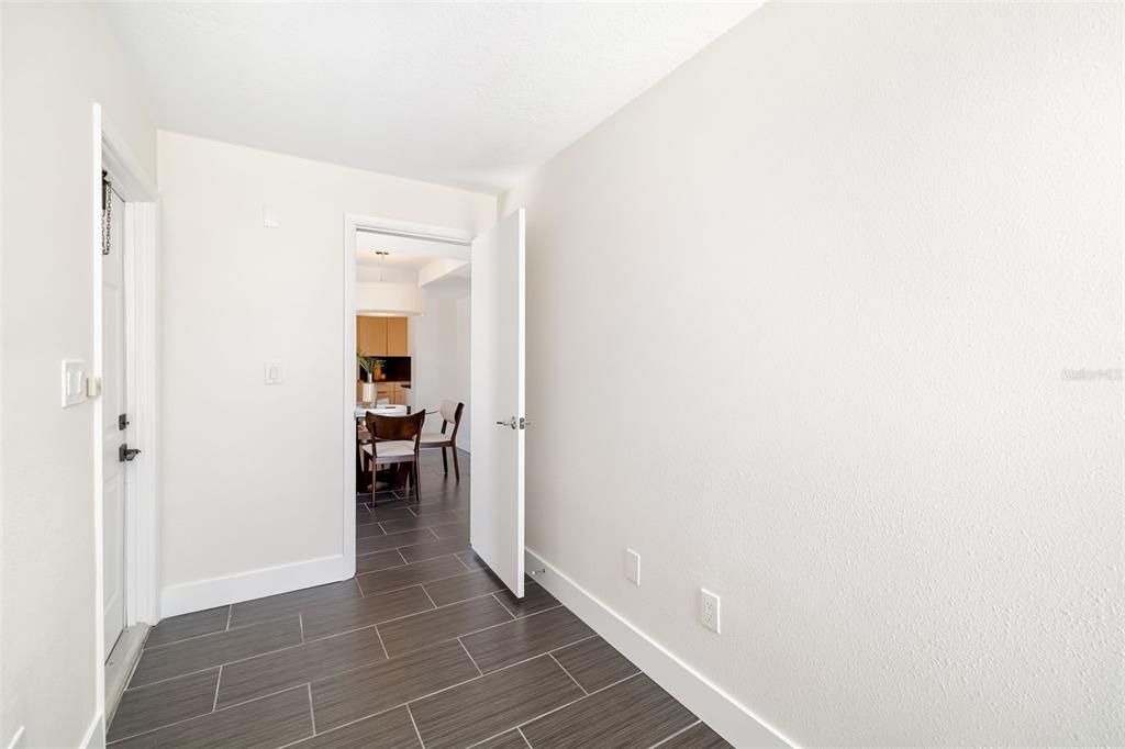 En Venta: $999,000 (3 camas, 2 baños, 1909 Pies cuadrados)