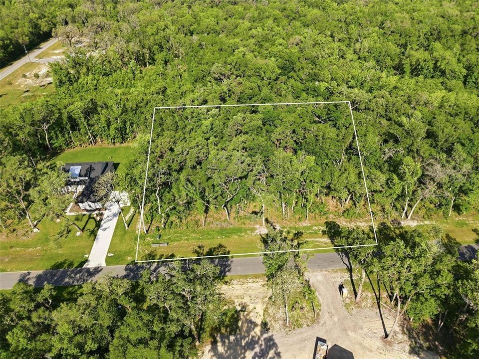 На продажу: $159,000 (2.50 acres)