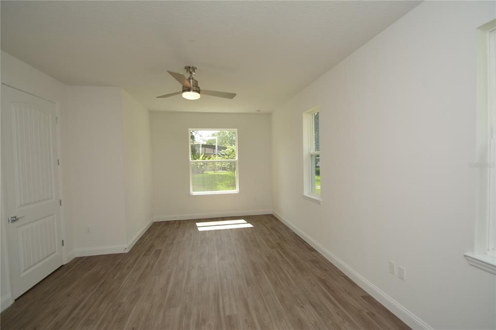 En Renta: $2,450 (4 camas, 2 baños, 1902 Pies cuadrados)
