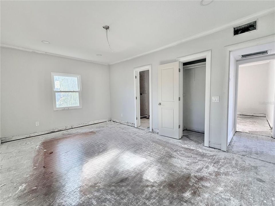 待售: $899,000 (0 贝兹, 0 浴室, 1888 平方英尺)