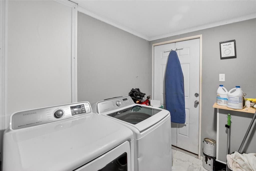 En Venta: $265,000 (3 camas, 2 baños, 1492 Pies cuadrados)
