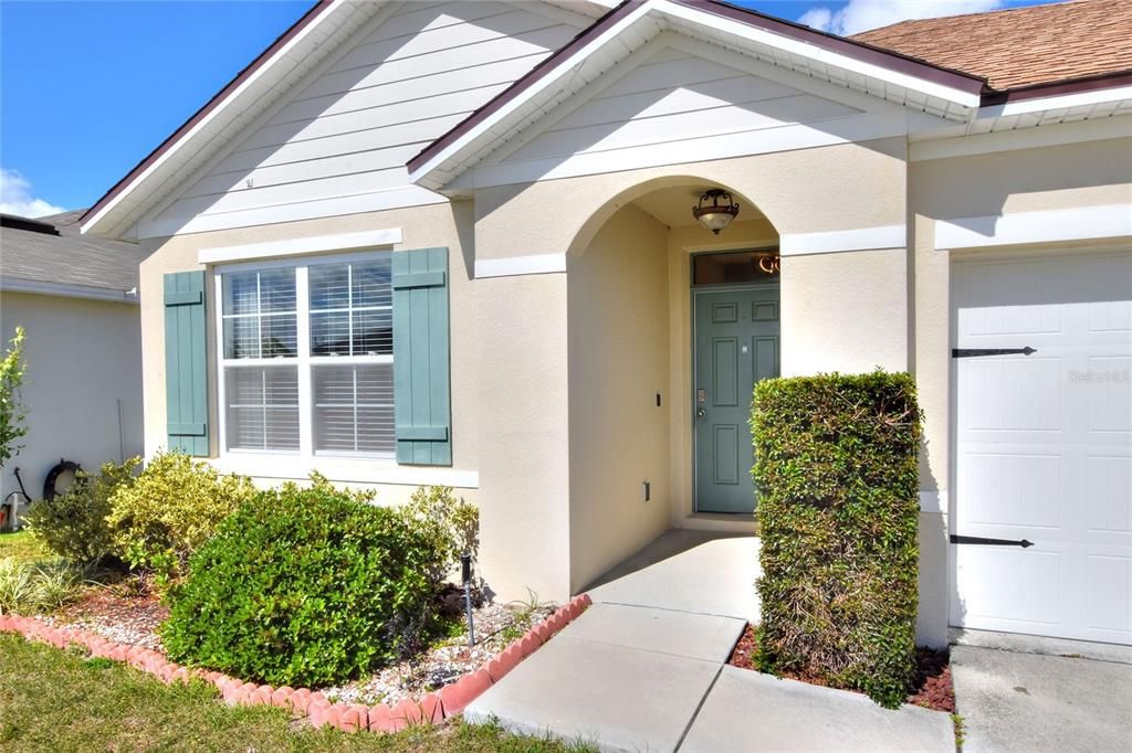 Active With Contract: $259,000 (3 beds, 2 baths, 1725 Square Feet)