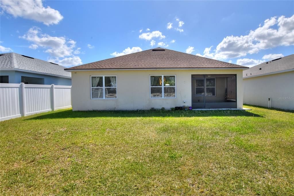 Active With Contract: $259,000 (3 beds, 2 baths, 1725 Square Feet)
