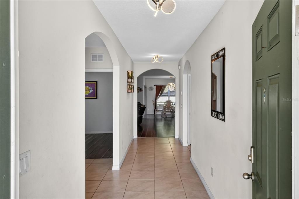 Active With Contract: $259,000 (3 beds, 2 baths, 1725 Square Feet)