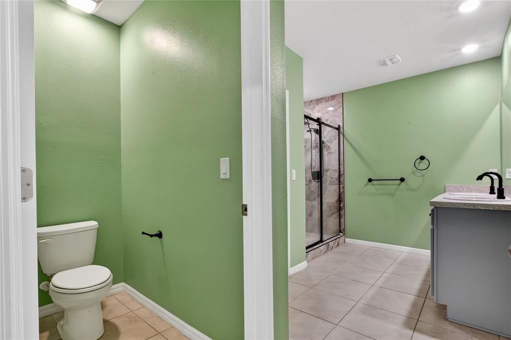 Active With Contract: $259,000 (3 beds, 2 baths, 1725 Square Feet)