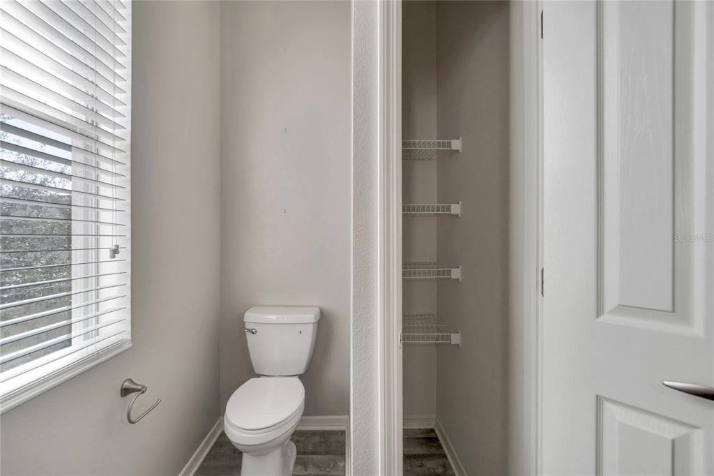 Activo con contrato: $2,800 (3 camas, 2 baños, 1537 Pies cuadrados)