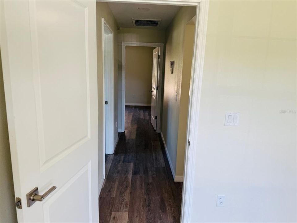 En Venta: $359,900 (3 camas, 2 baños, 1682 Pies cuadrados)