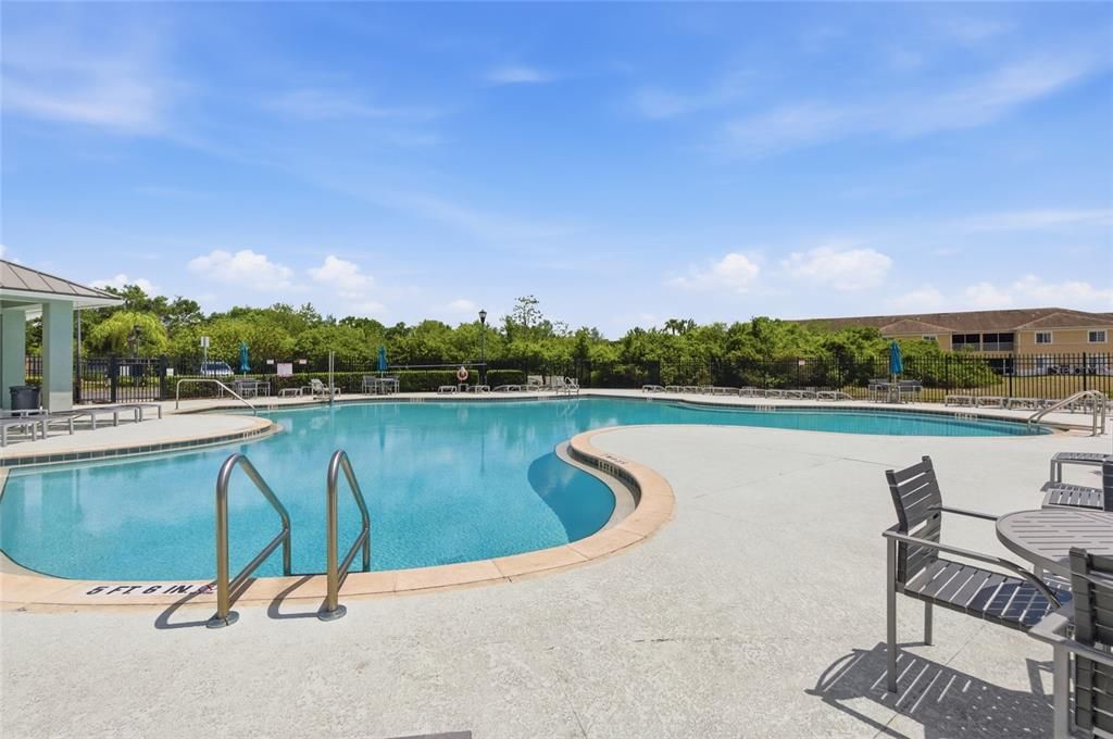 Active With Contract: $225,000 (3 beds, 2 baths, 1565 Square Feet)