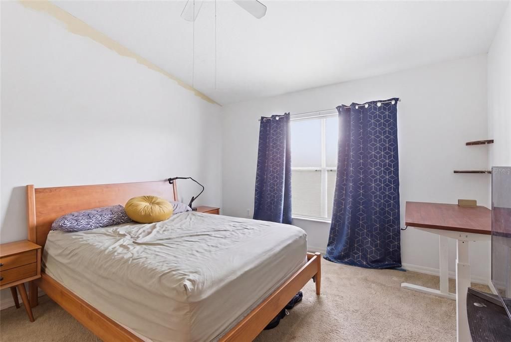 Active With Contract: $225,000 (3 beds, 2 baths, 1565 Square Feet)