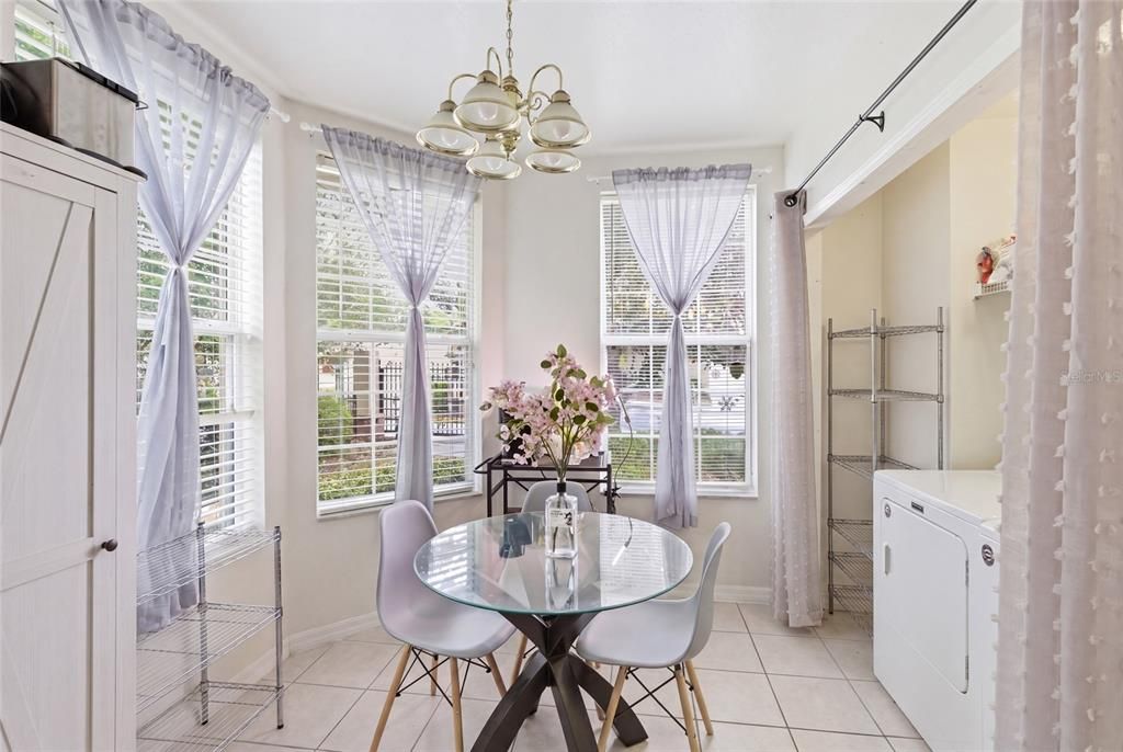 Active With Contract: $225,000 (3 beds, 2 baths, 1565 Square Feet)
