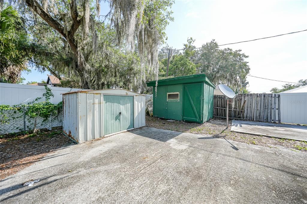 For Sale: $179,000 (3 beds, 1 baths, 1188 Square Feet)