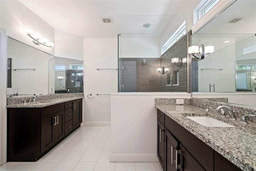For Sale: $649,999 (3 beds, 3 baths, 2314 Square Feet)