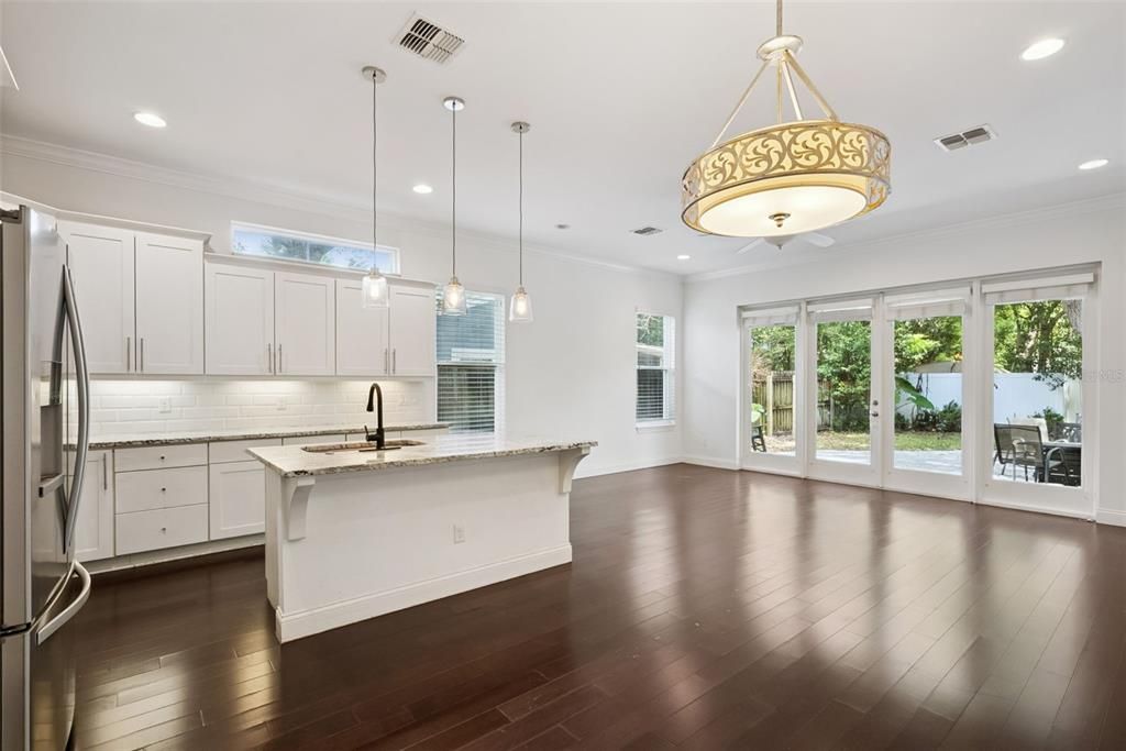 For Sale: $649,999 (3 beds, 3 baths, 2314 Square Feet)