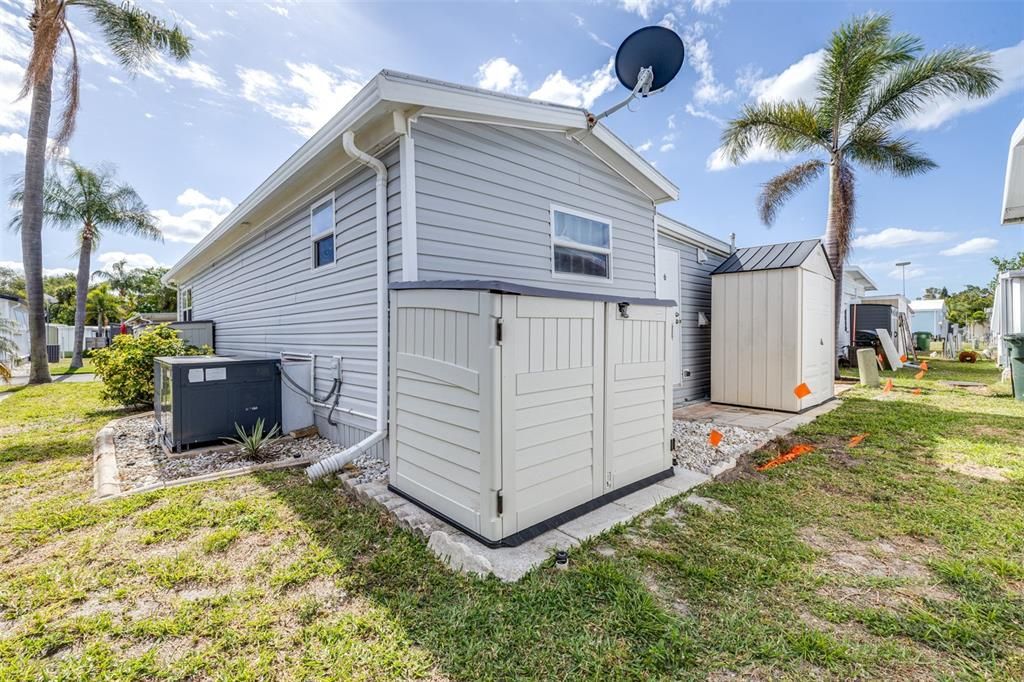 For Sale: $114,000 (2 beds, 2 baths, 960 Square Feet)