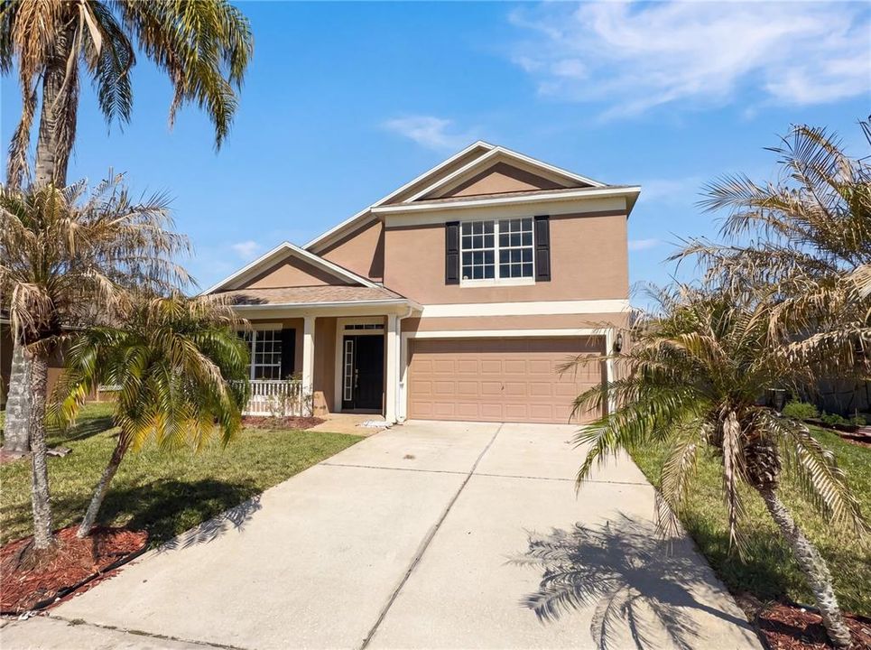 Recently Sold: $420,000 (4 beds, 2 baths, 2844 Square Feet)