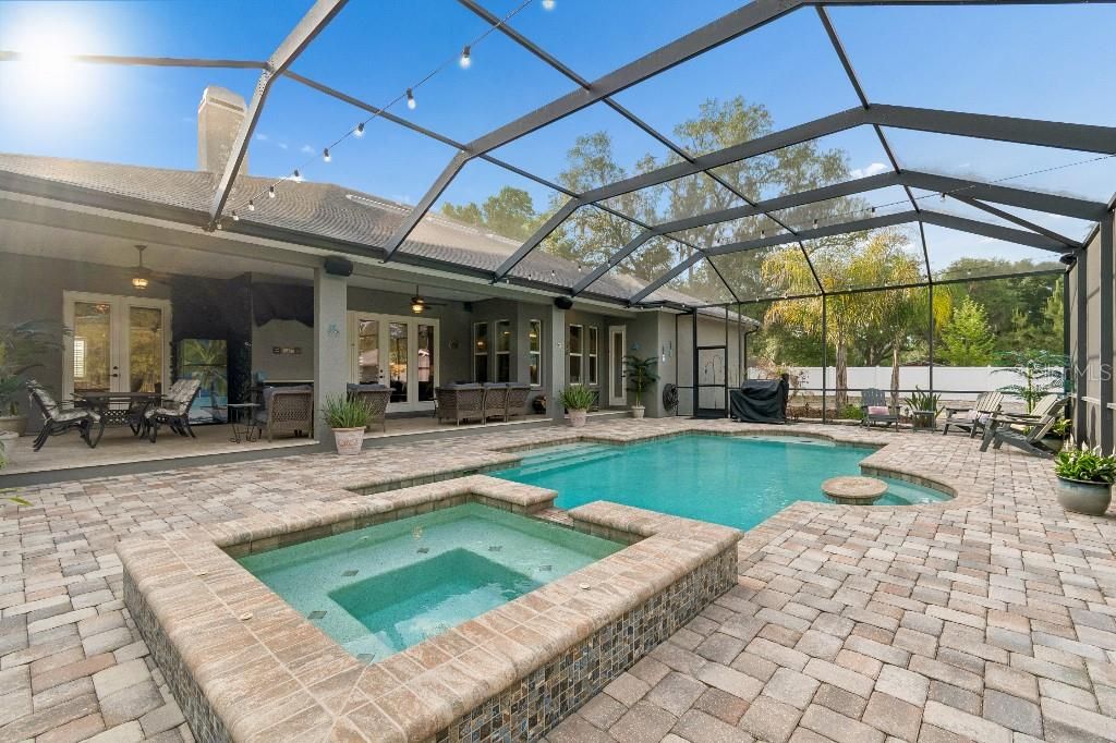 Active With Contract: $869,000 (3 beds, 3 baths, 2742 Square Feet)