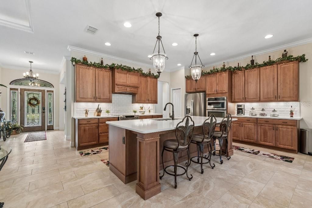 Active With Contract: $869,000 (3 beds, 3 baths, 2742 Square Feet)