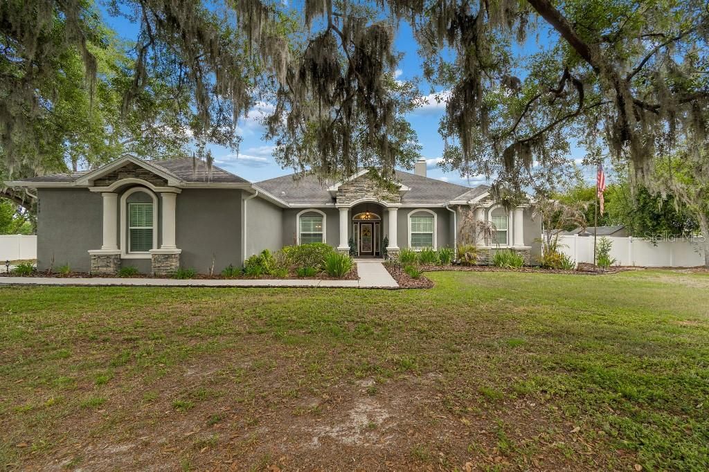Active With Contract: $869,000 (3 beds, 3 baths, 2742 Square Feet)