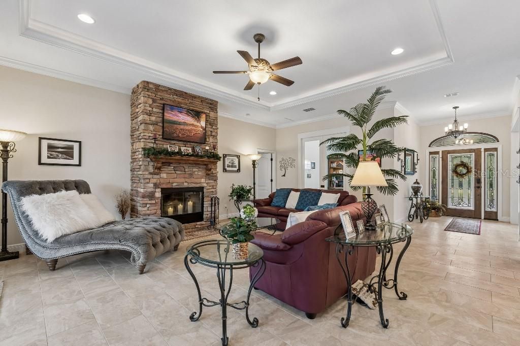 Active With Contract: $869,000 (3 beds, 3 baths, 2742 Square Feet)