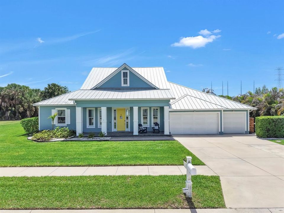 For Sale: $1,249,500 (4 beds, 3 baths, 3018 Square Feet)